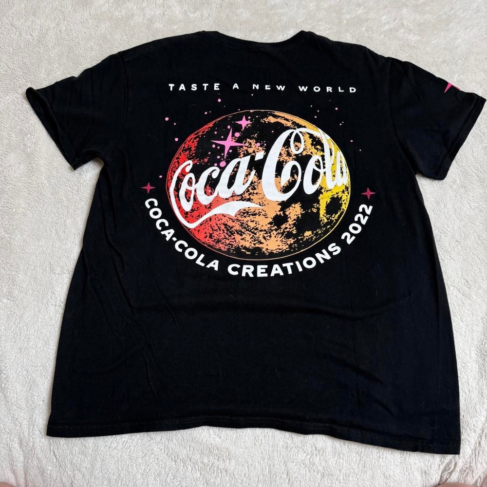 coco cola creations black big back hit graphic tee